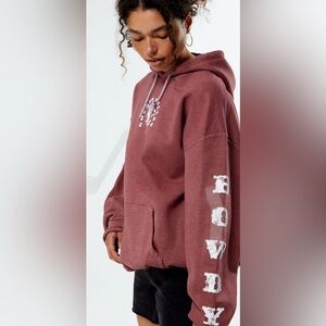 Golden Hour Golden Valley Howdy Burgandy Hoodie Size M/L